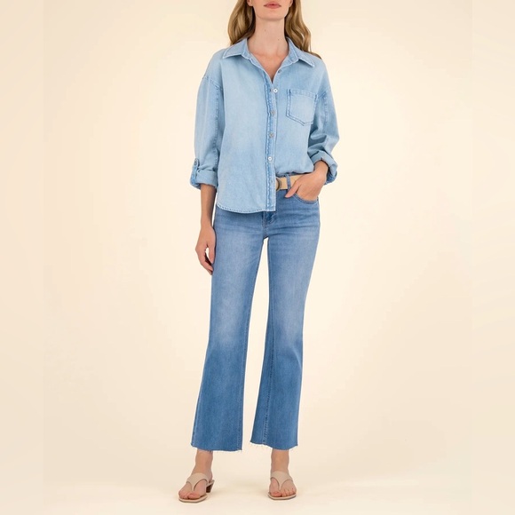 Kut from the Kloth Kelsey High Rise Ankle Flare - Picture 1 of 7